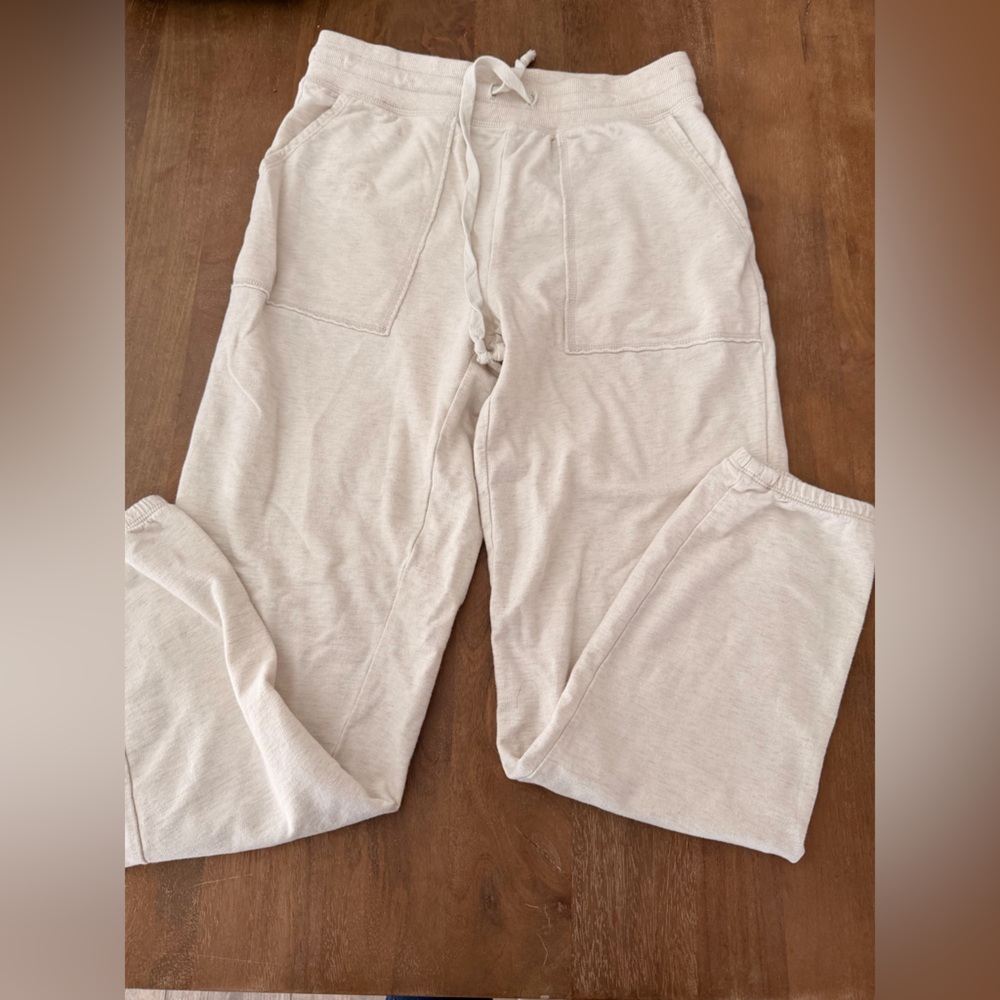 aerie Off-White Ribbed Pullover Sweatpants